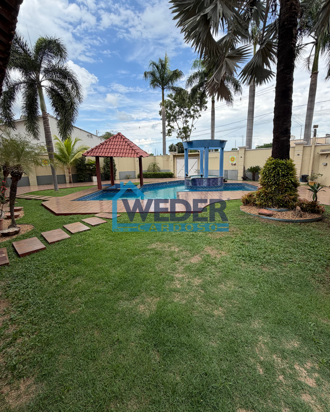 Casa de alto padrão em Gurupi – Cód.817