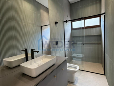 Casa de alto padrão com acabamento diferenciado em Gurupi – Cód. 876