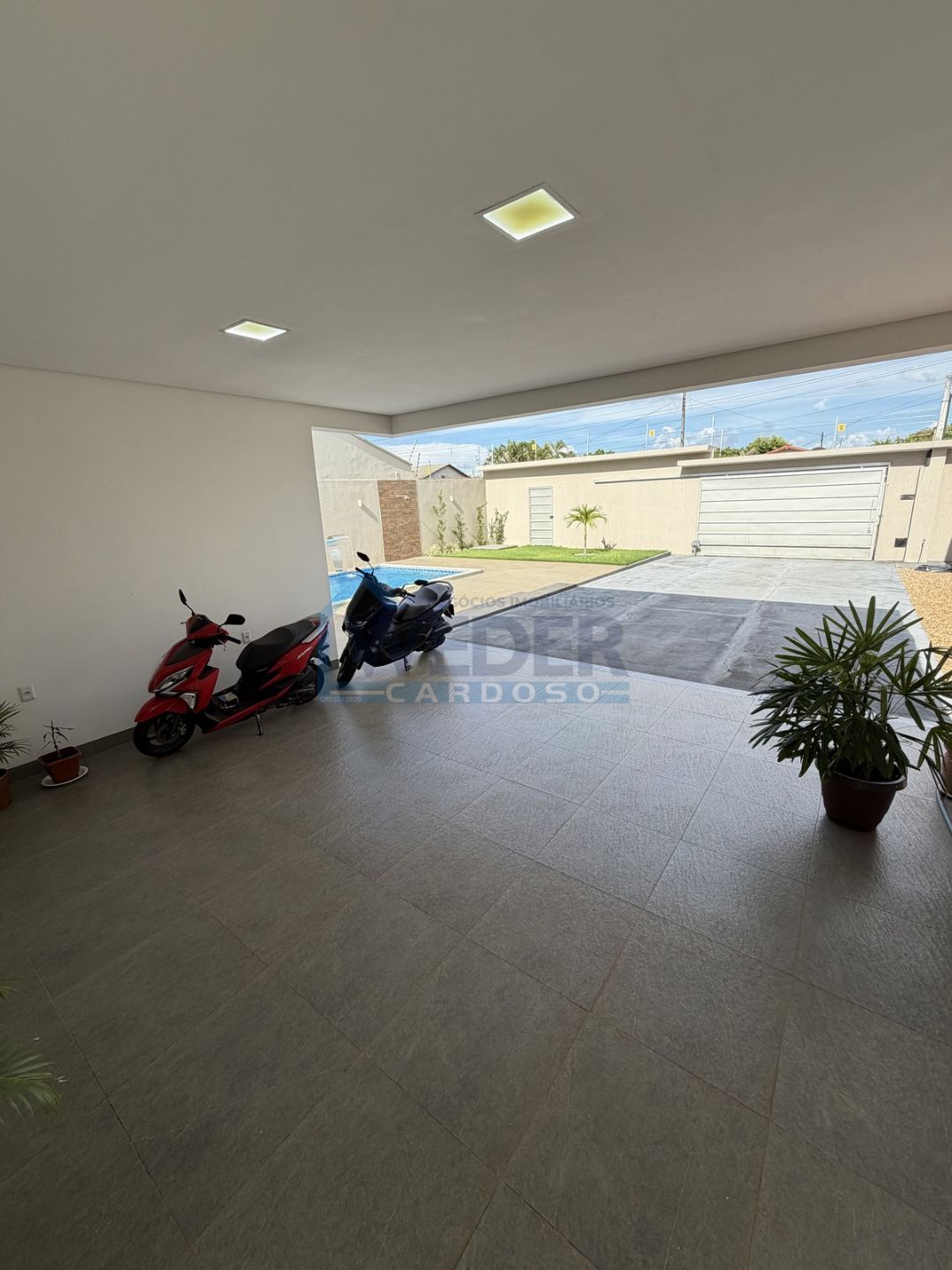 Casa ampla com excelente área externa – Cód.865