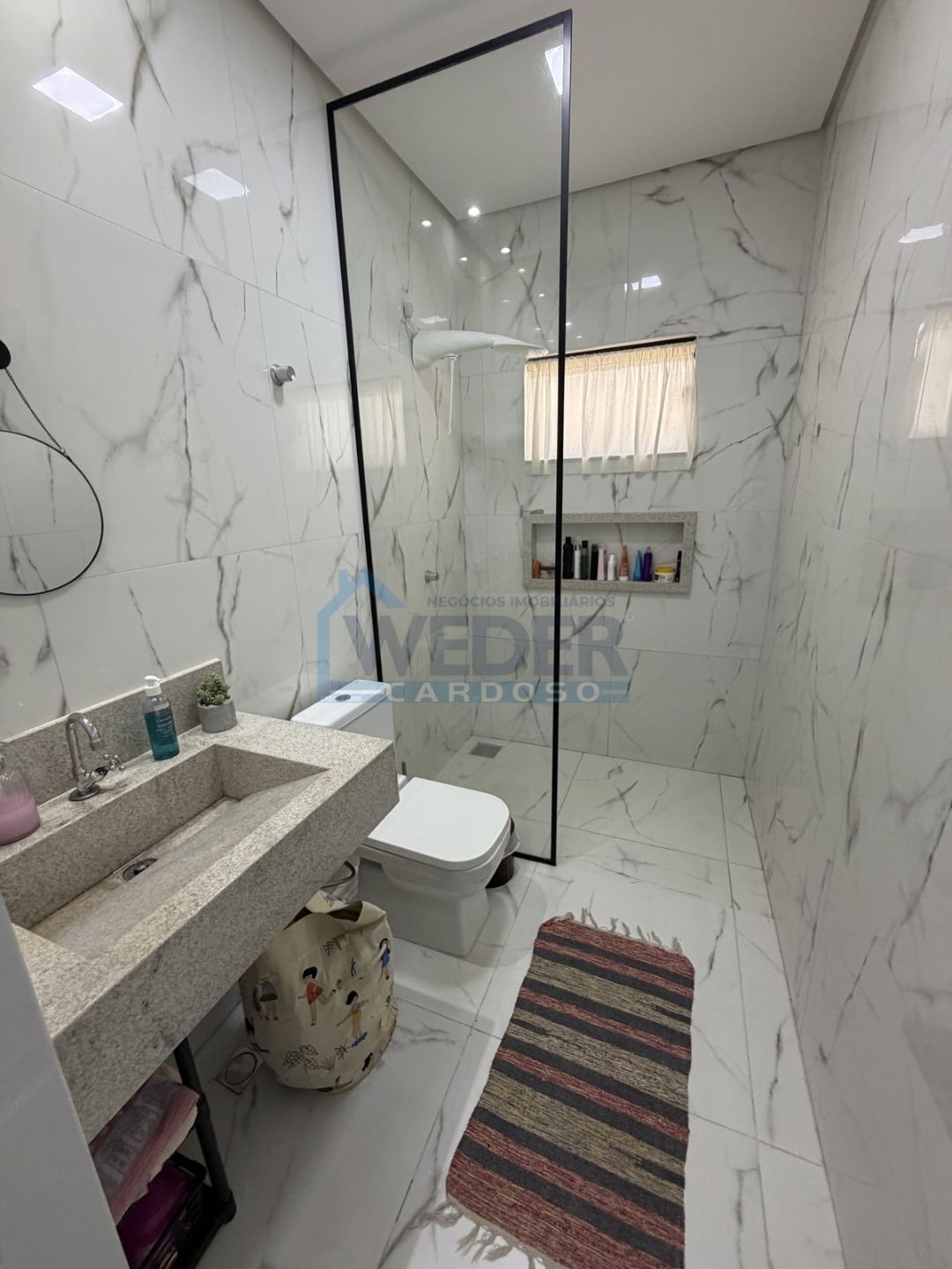 Casa ampla com excelente área externa – Cód.865