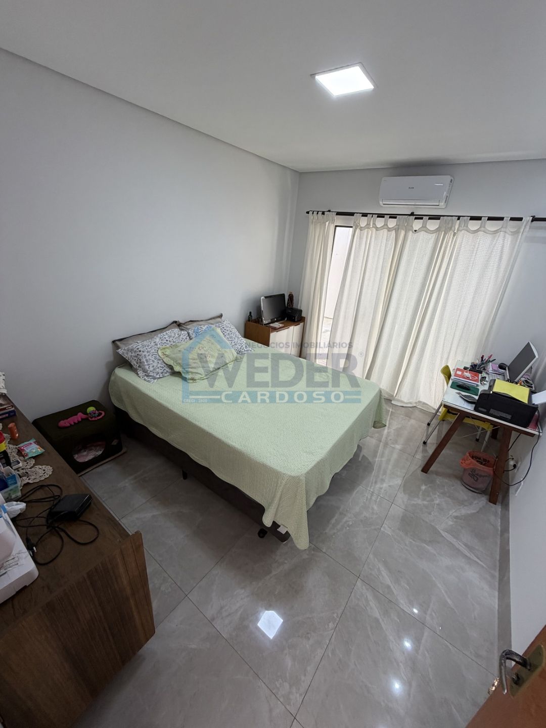 Casa ampla com excelente área externa – Cód.865