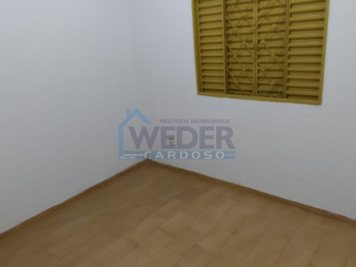 Casa com lote amplo no Setor Nova Fronteira – Cód.875