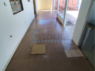 Casa com lote amplo no Setor Nova Fronteira – Cód.875