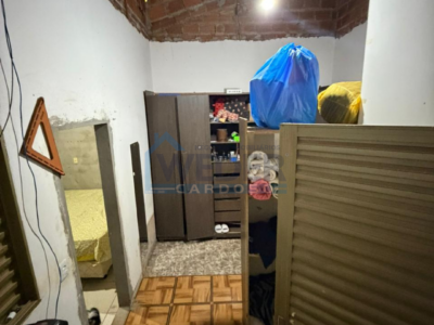 Casa com ponto comercial e lote de esquina em Gurupi – Cód.906