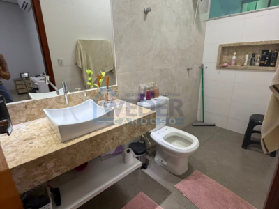 Casa moderna e completa em setor nobre de Gurupi. Cód – 926