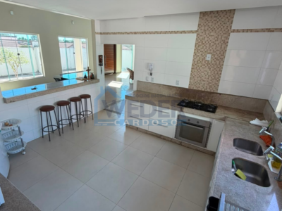 Casa ampla e completa em excelente localização de Gurupi. Cód – 922