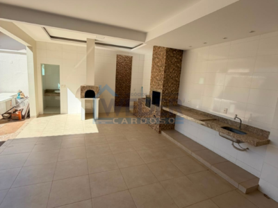 Casa ampla e completa em excelente localização de Gurupi. Cód – 922