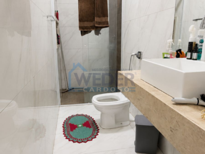 Sobrado com salas comerciais, apartamento e casa nos fundos em Gurupi. Cód-934