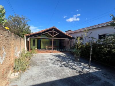 🏡 Casa funcional e bem localizada no centro de Gurupi. Cód. 892