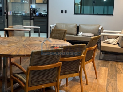 Casa ampla com piscina e 600 m² de terreno em Gurupi – Cód.946